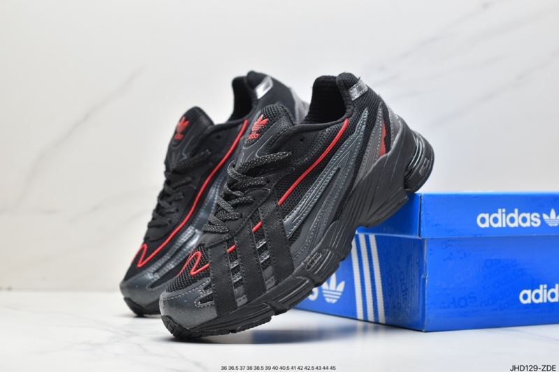 Adidas Sneakers